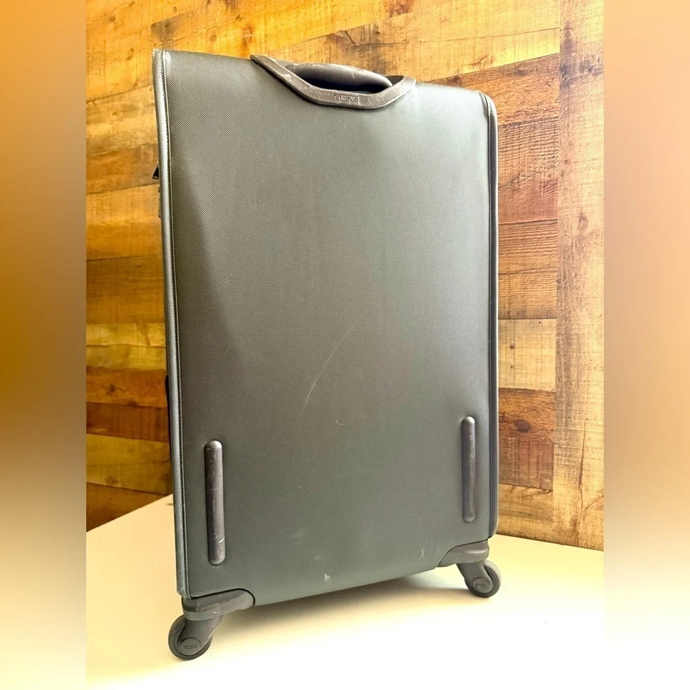 Tumi Alpha Expandable 4 Wheeled Carry-On